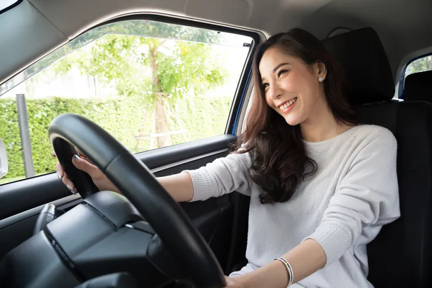 ドライブ旅行の安全運転テクニック：運転目標と便利グッズを活用