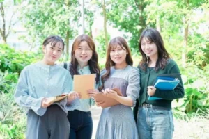 新グループで浮く・孤立感をフォースド・チーミング言葉で解消