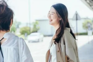 初対面や久しぶりで緊張して話せない時の名前「間違え」呼びテク