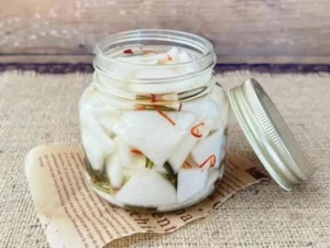 野菜の漬け汁を飲むだけ長寿ハック：腸内微生物のチューニング法