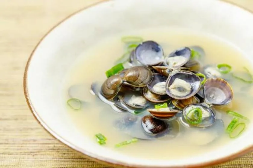 タウリン・オルニチン若年層肝臓ケア：粉末やカプセルしじみ習慣