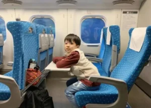 子連れ旅行で移動中の時間潰し５選：スマホ無しで酔わずに楽しむ