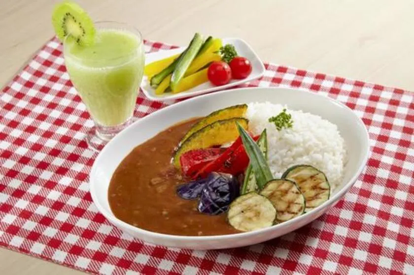 キッチン滞在時間短縮の神技！「ワンパン・煮込みレシピ」