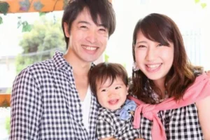 子供と一緒に着る「親子コーデ」は低予算「色合わせテンプレ」で