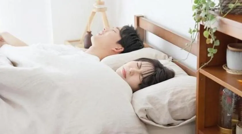 夫婦別室睡眠のメリット最大化！「個別マットレス＋共有照明」