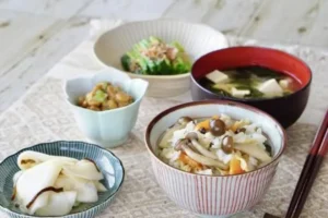 高齢者の食事バランスを自動化！「1週間分のおかず冷凍パック」